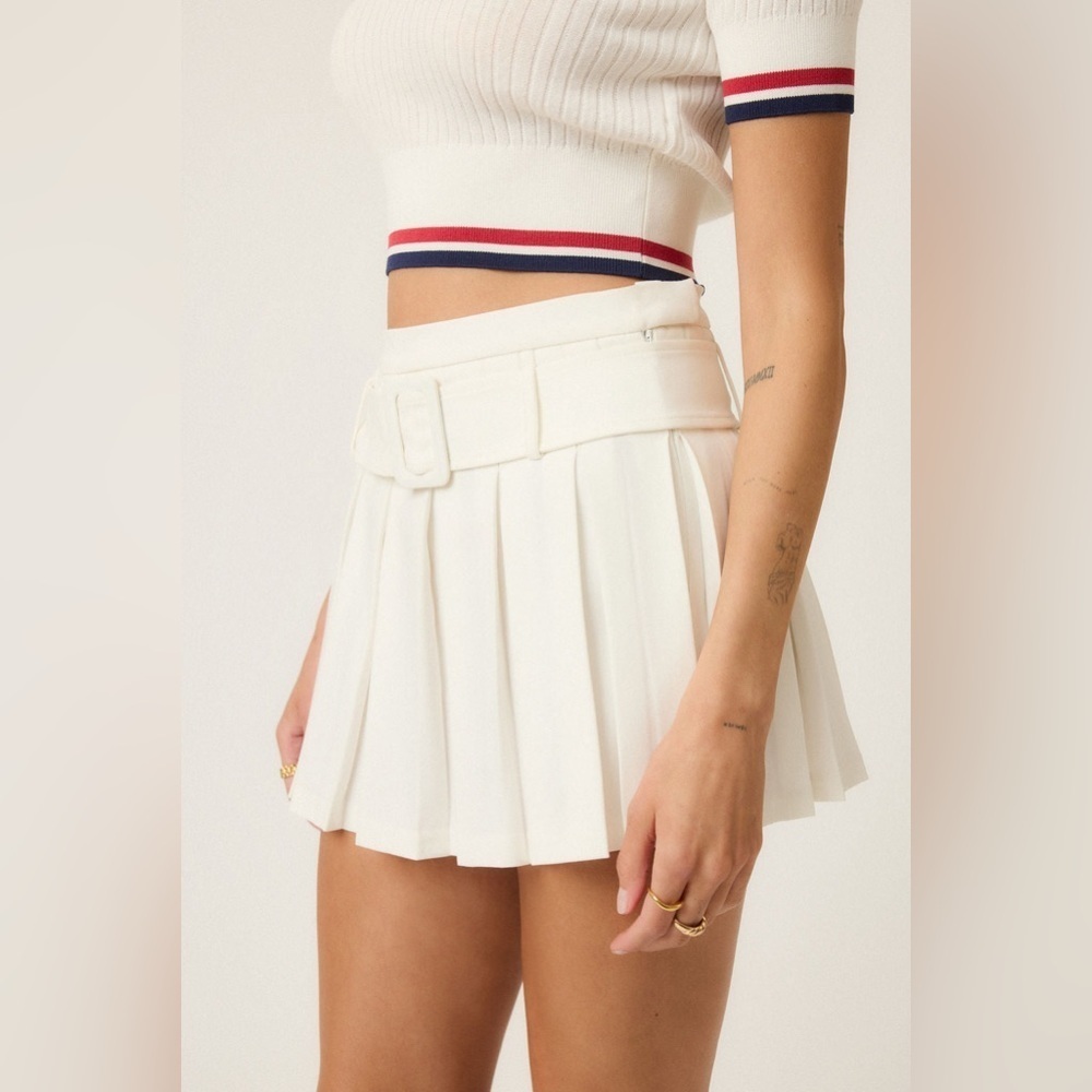 NWT Goldie Byrd Belted Pleated Mini Skirt XS White New Tennis Golf Cute Sold Out - Picture 4 of 13